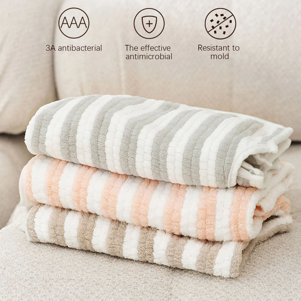 Toalla Ultra Absorbente Kioto.pet | Secado Rápido y Antibacterial para Perros y Gatos